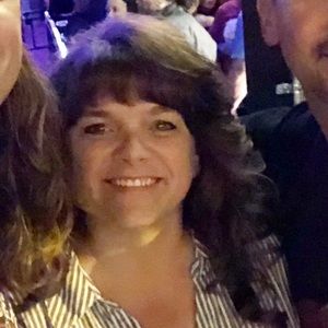 Meet your Posher, Traci